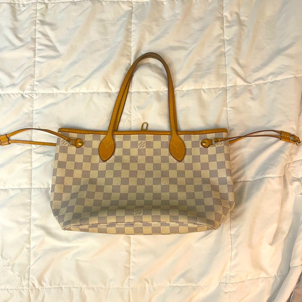 Make an offer for Louis Vuitton Damier Azur Neverfull PM